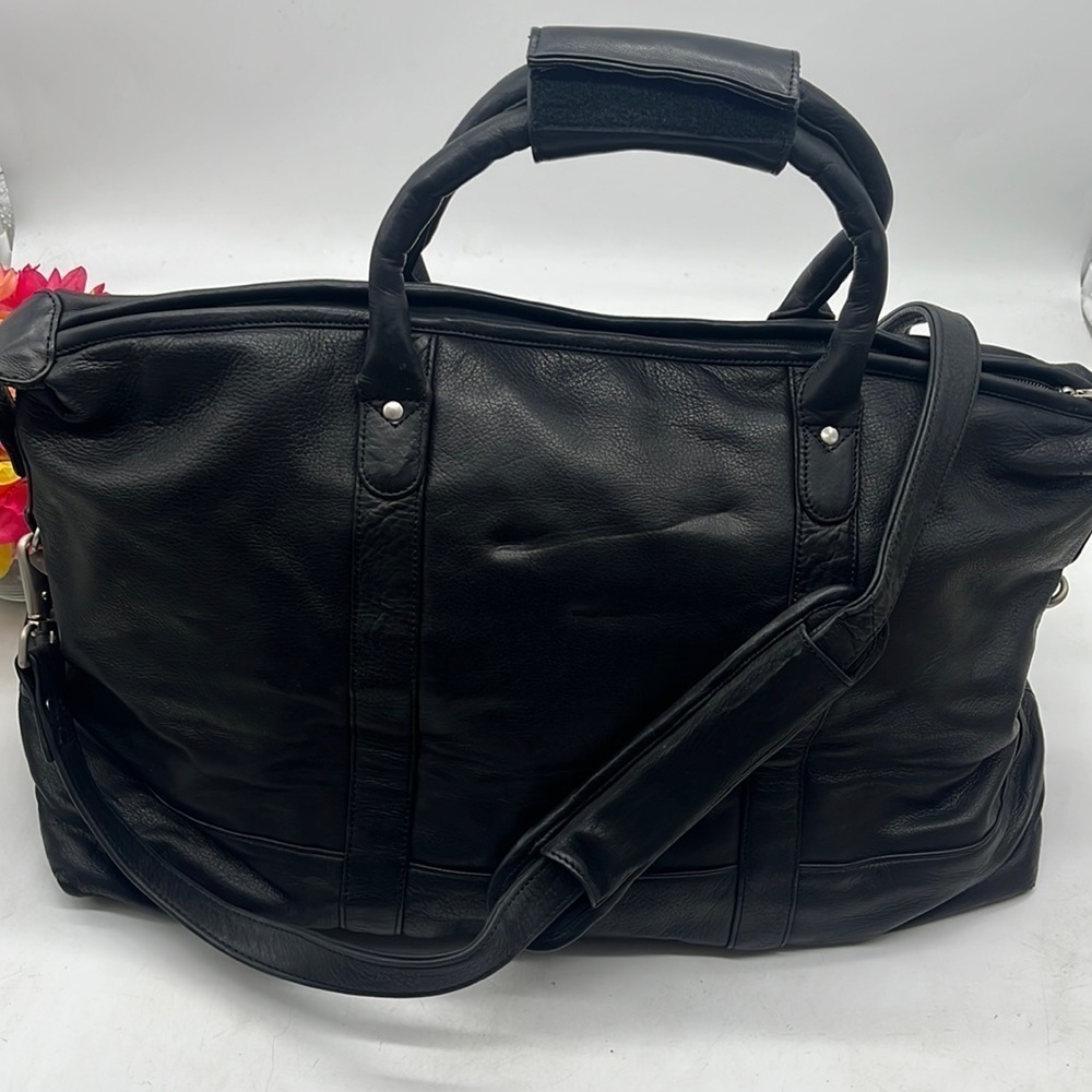 Canyon Outback Large Black Duffle Weekender Premium Quality Leather Bag TOT10064